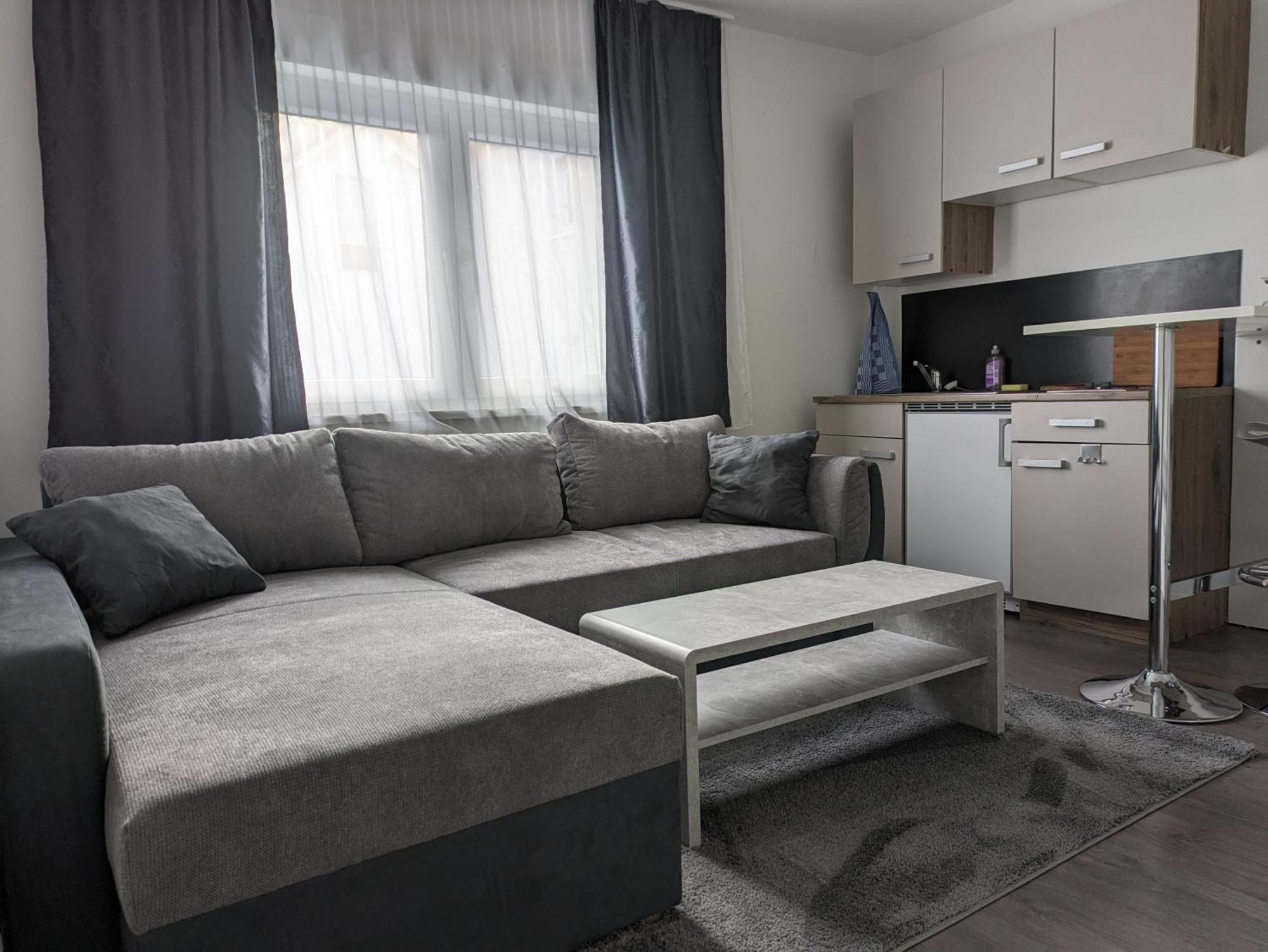 Hotel Ari Kaiserslautern Ngoại thất bức ảnh