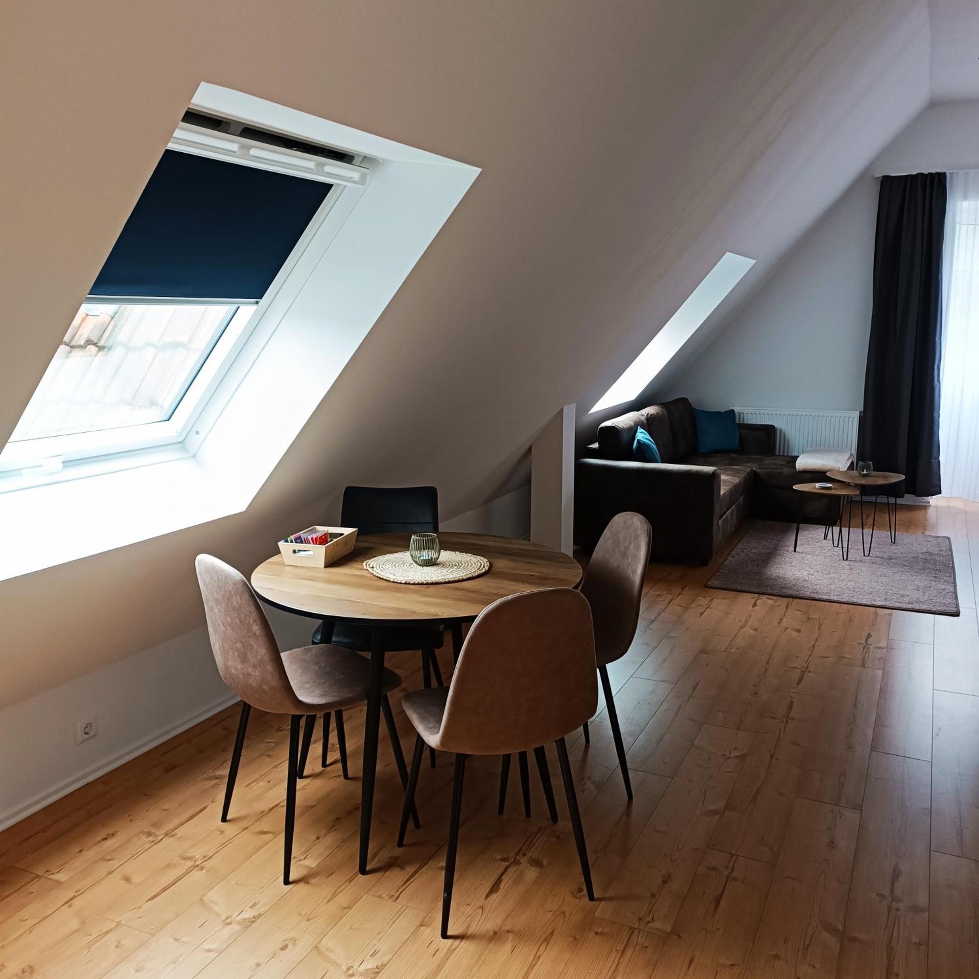 Hotel Ari Kaiserslautern Ngoại thất bức ảnh